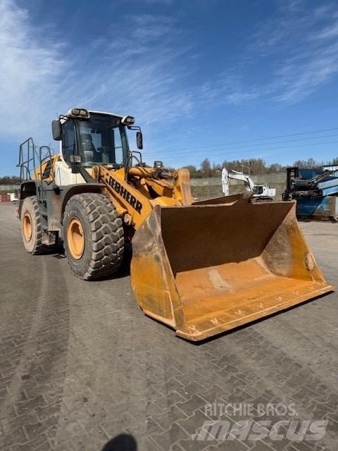 Liebherr L 550 Incarcator pe pneuri