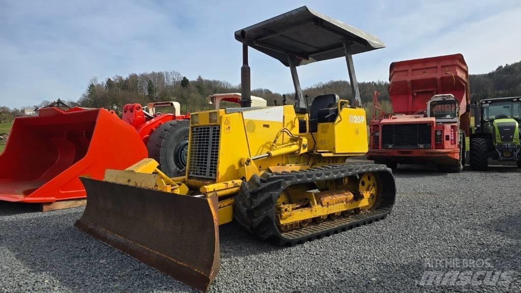 Komatsu D20P-7 Buldozere pe senile