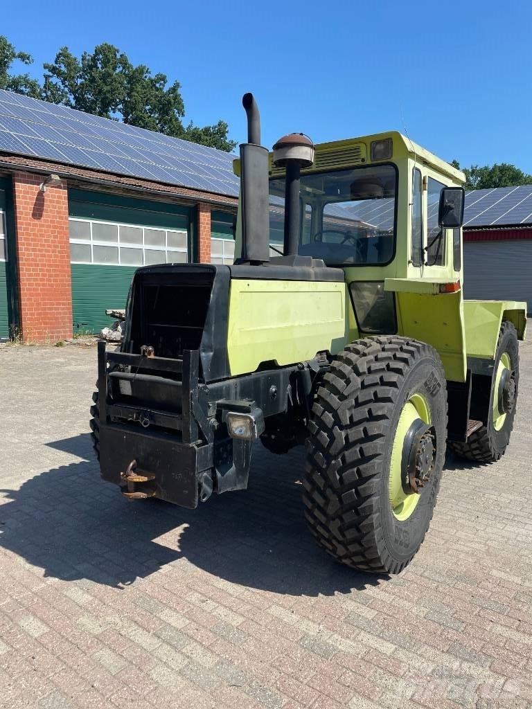 MB Trac 1300 Tractoare