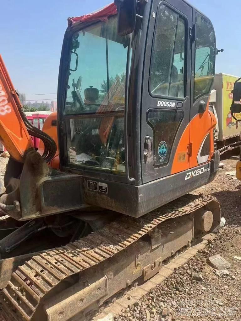 Doosan DX 60 Mini excavatoare < 7t