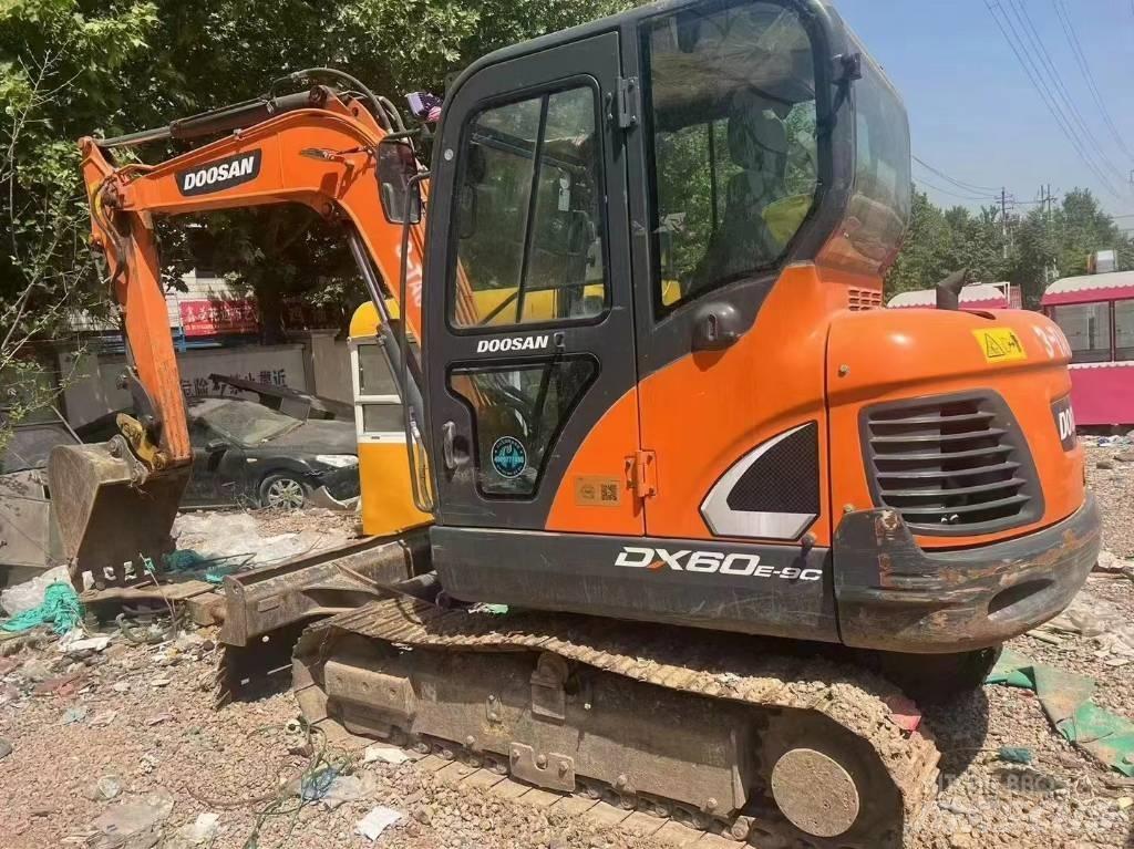 Doosan DX 60 Mini excavatoare < 7t