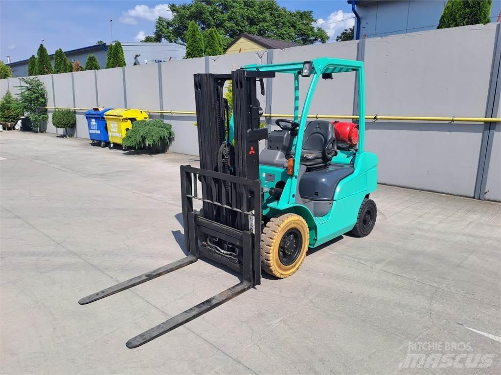 Mitsubishi FG25N Stivuitor GPL