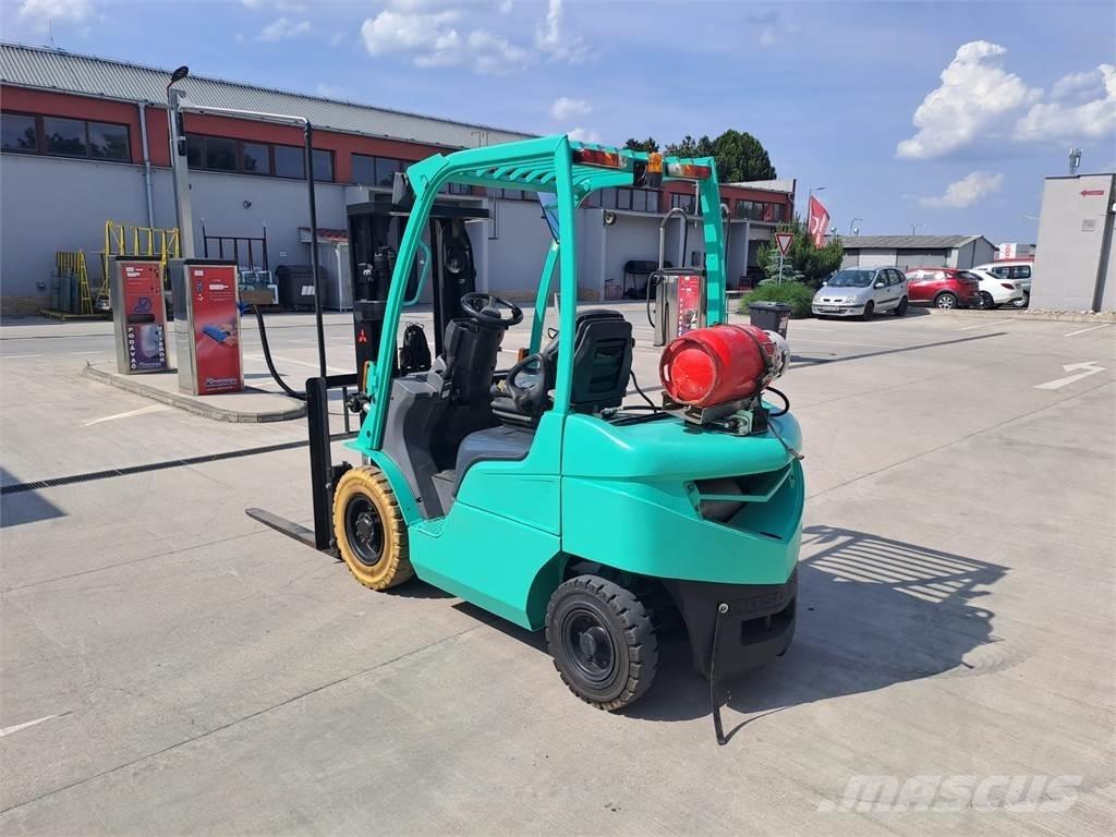 Mitsubishi FG25N Stivuitor GPL