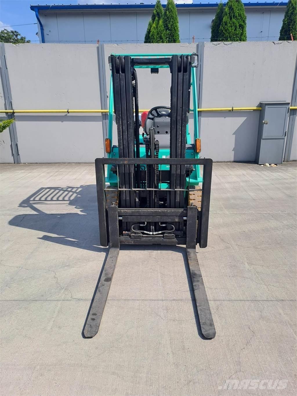 Mitsubishi FG25N Stivuitor GPL