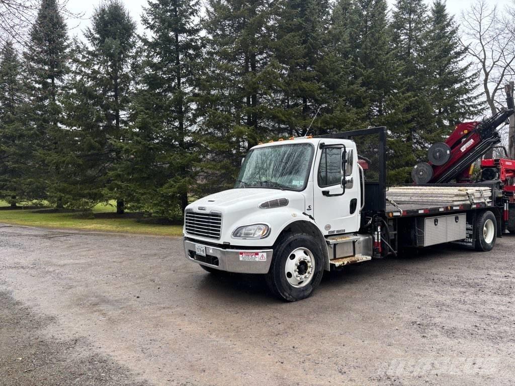 Freightliner M2-106 Macarele
