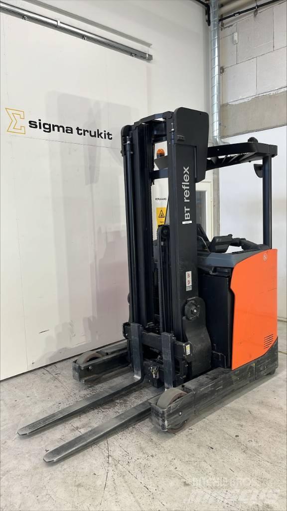 BT RR E 140 H Stivuitor cu catarg retractabil