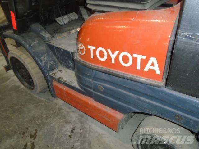 Toyota 52-6 FG U 30 Masini de teren dificil