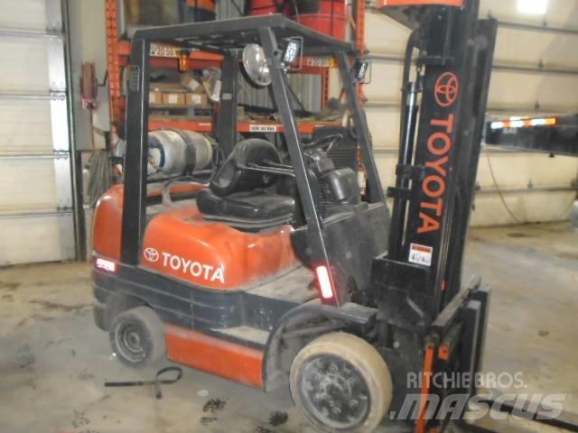 Toyota 52-6 FG U 30 Masini de teren dificil