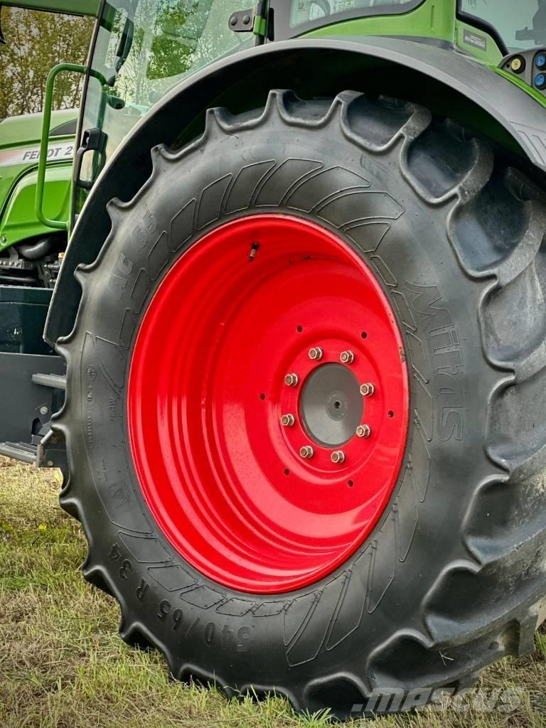 Fendt 211S Vario Tractoare