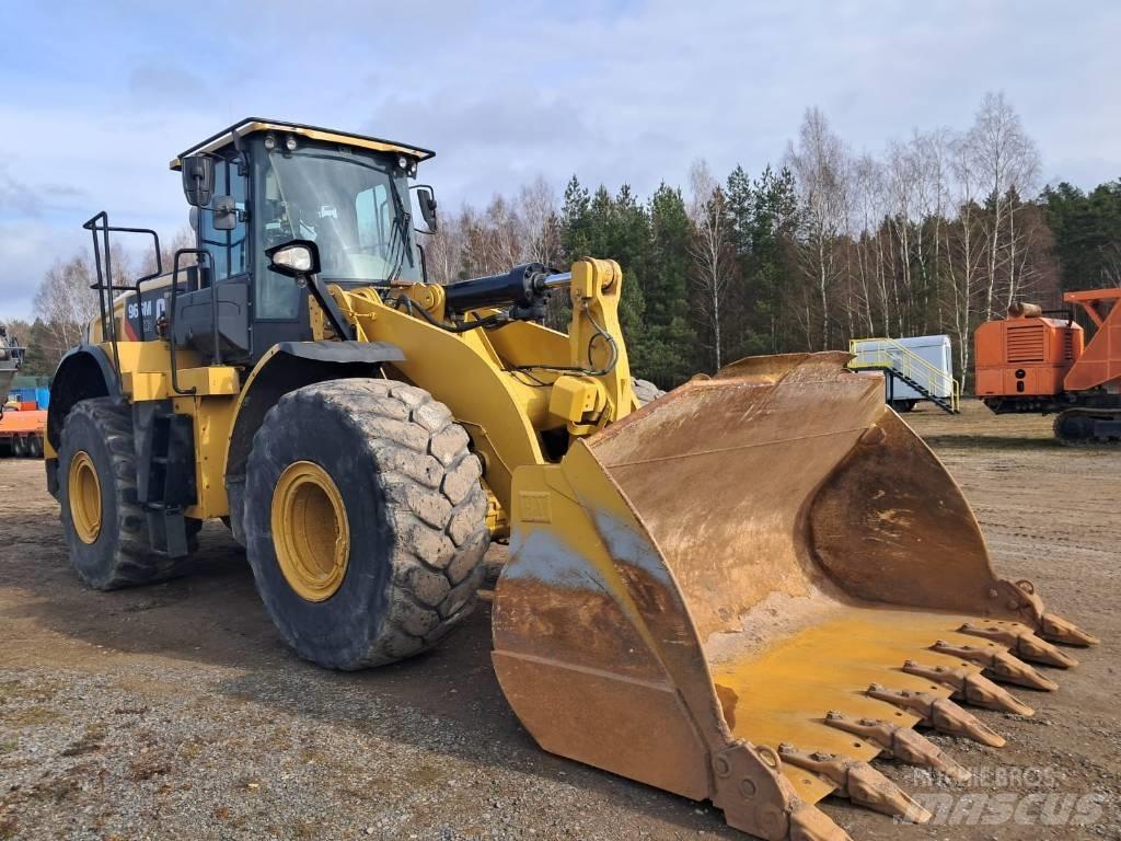 CAT 966M XE Incarcator pe pneuri