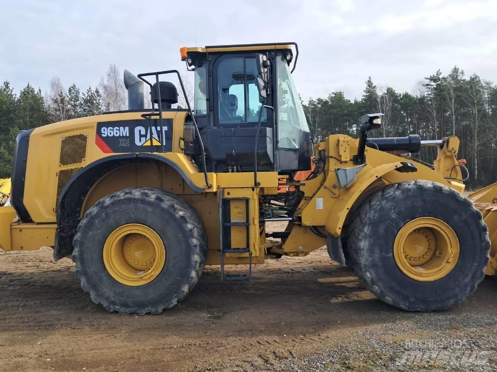 CAT 966M XE Incarcator pe pneuri