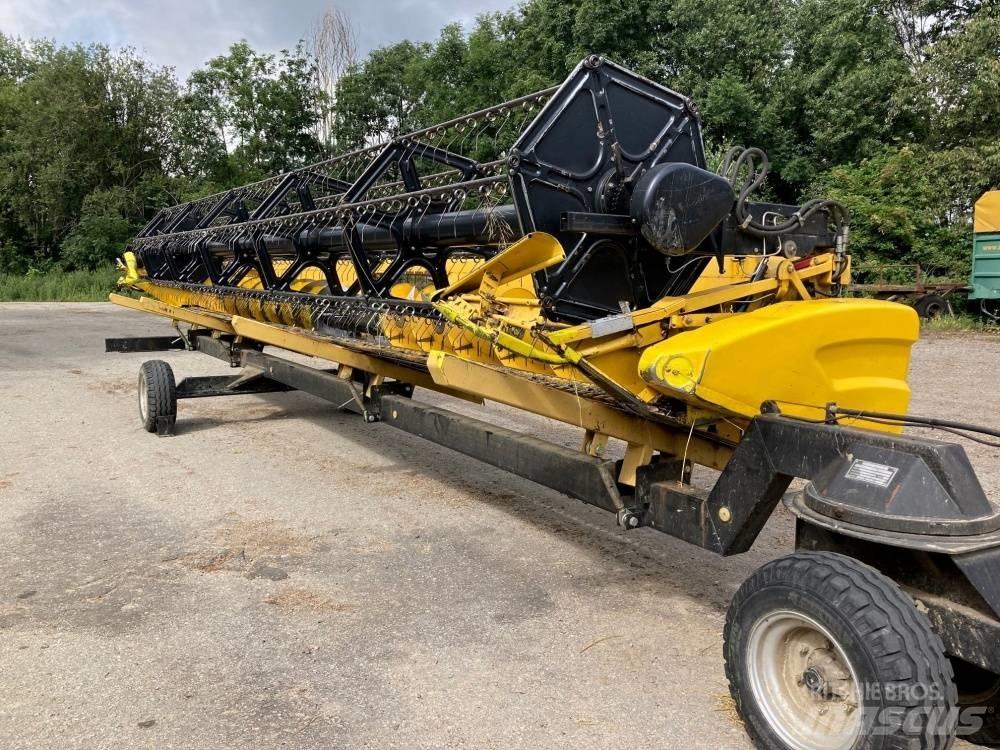New Holland CR 9080 Combine de secerat