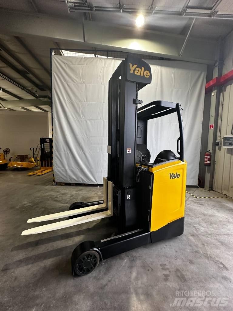 Yale MR16 Stivuitor cu catarg retractabil