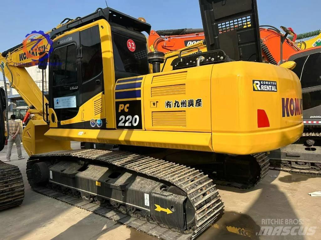 Komatsu PC 220-8/ Excavatoare pe șenile
