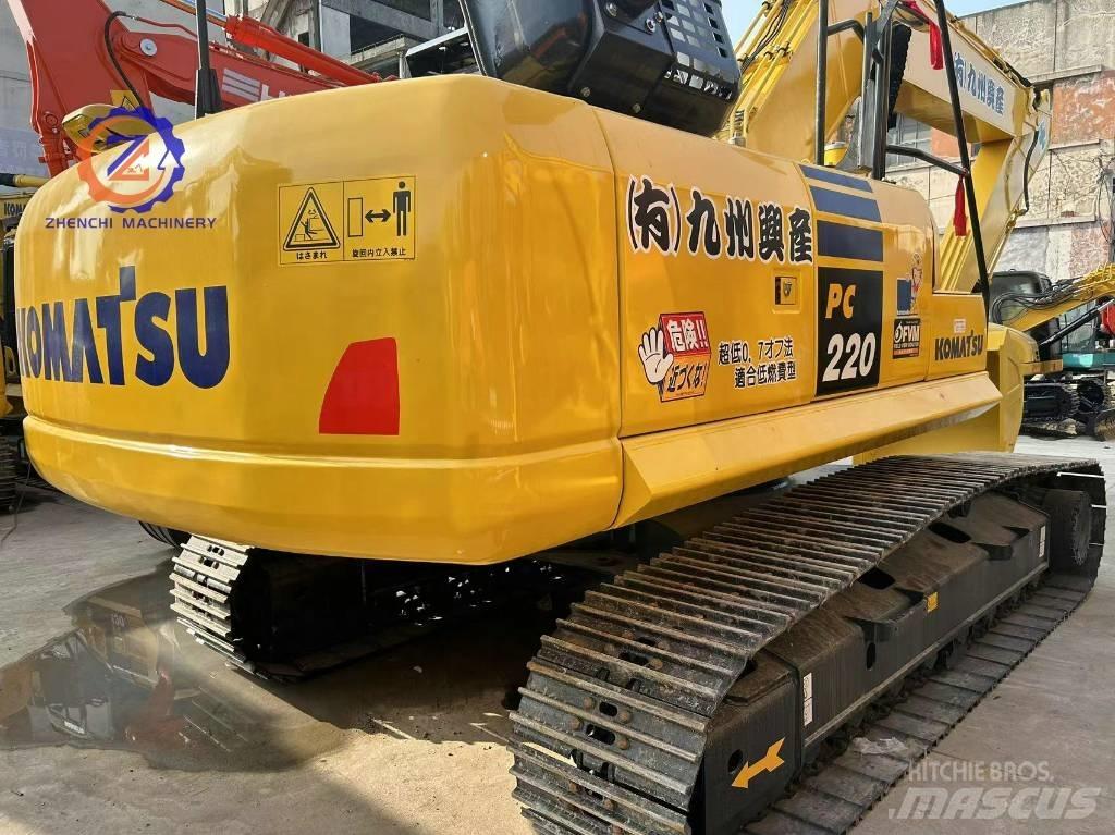 Komatsu PC 220-8/ Excavatoare pe șenile
