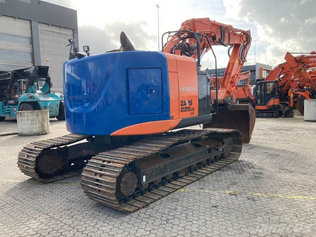 Hitachi ZX225USLC-5B Excavatoare pe șenile
