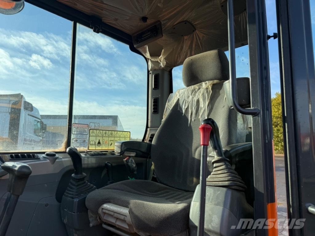 Doosan DX 63-3 Mini excavatoare < 7t