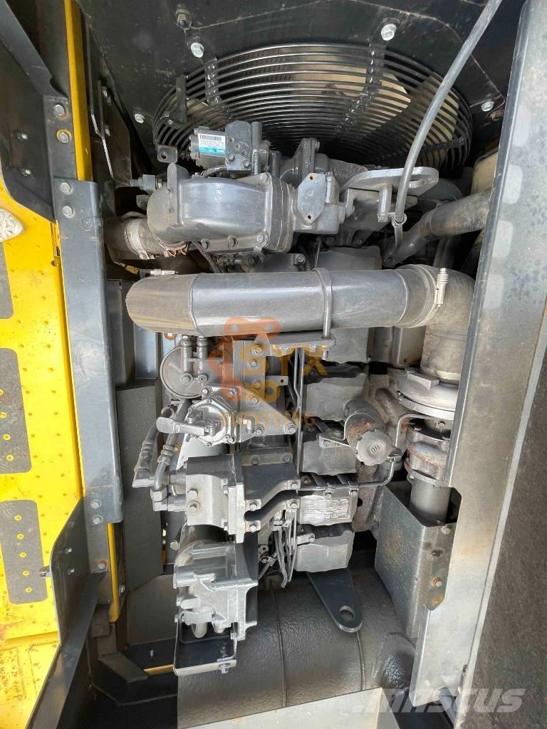 Komatsu PC 450-8 Excavatoare pe șenile
