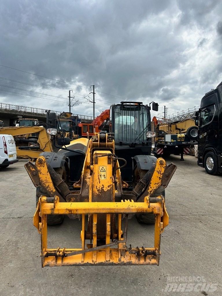 JCB 535-140 Stivuitoare telescopice