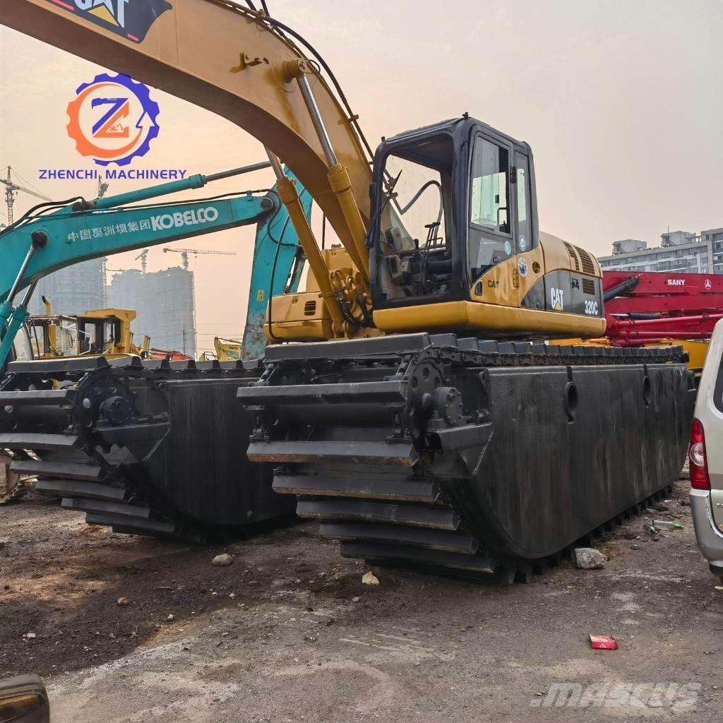 CAT 320 C Excavator amfibiu