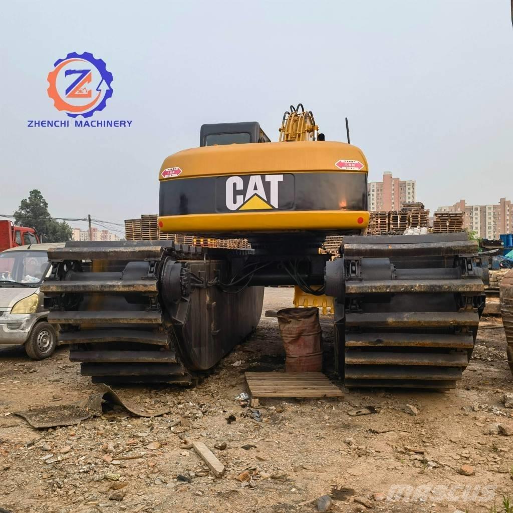 CAT 320 C Excavator amfibiu