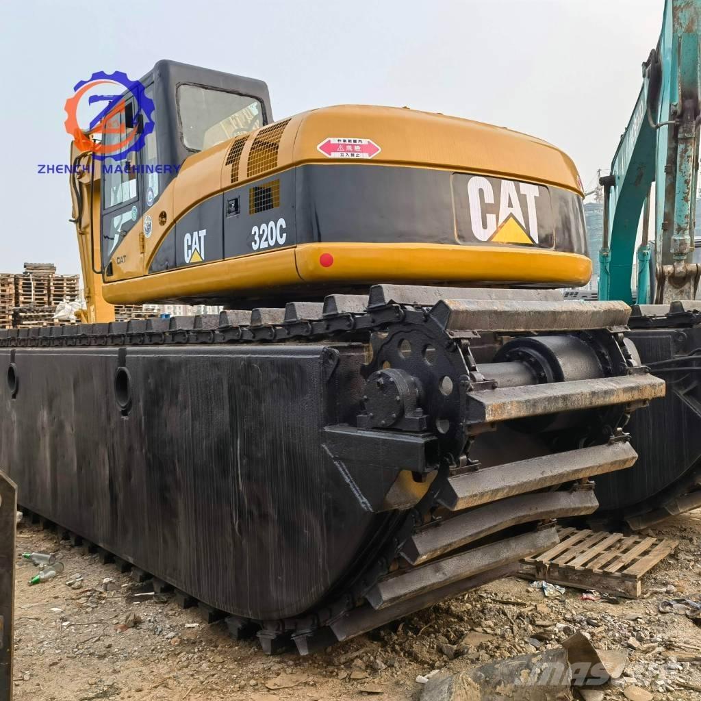 CAT 320 C Excavator amfibiu