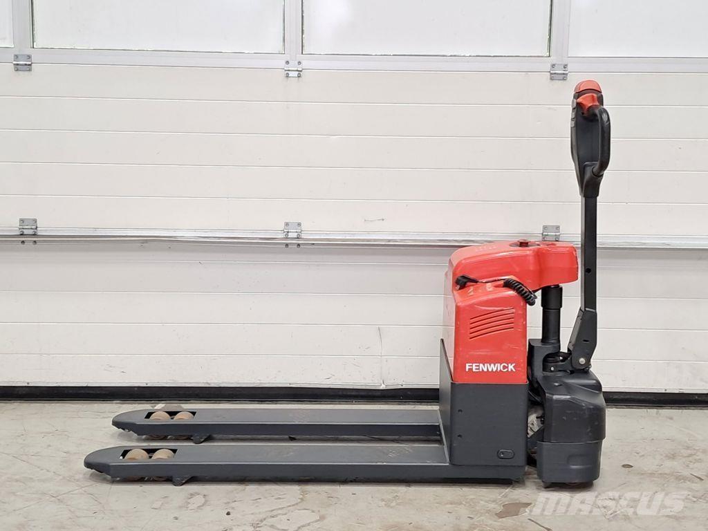 Linde MT15 Transpaleta manuala