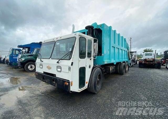 CCC LE8500 Camion de deseuri