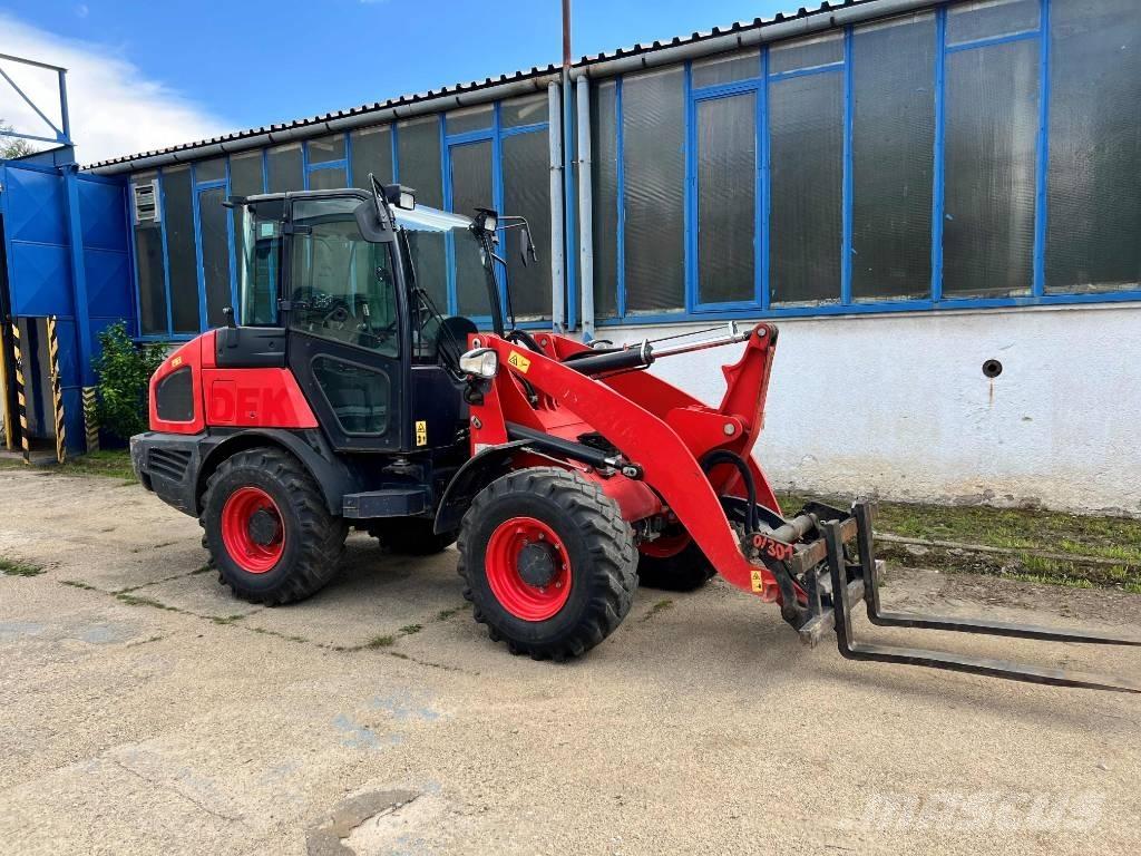 Kubota R082 Incarcator pe pneuri