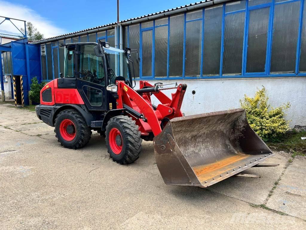 Kubota R082 Incarcator pe pneuri