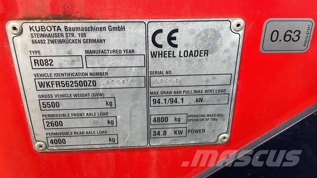 Kubota R082 Incarcator pe pneuri