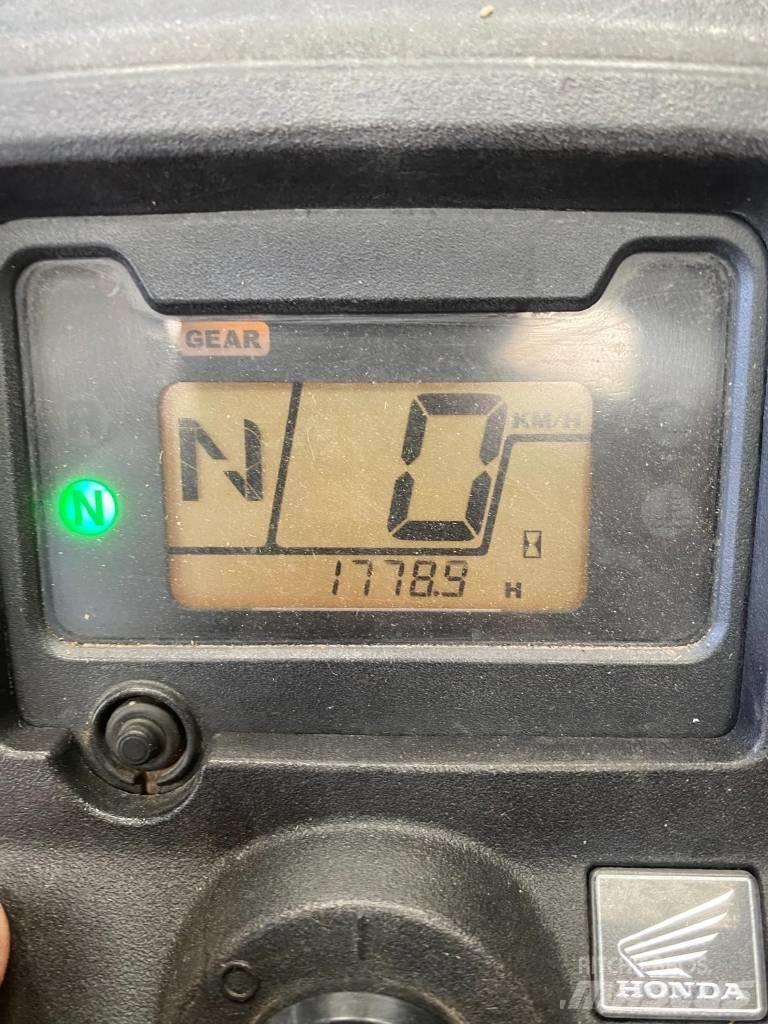 Honda TRX420FM1 ATV-uri