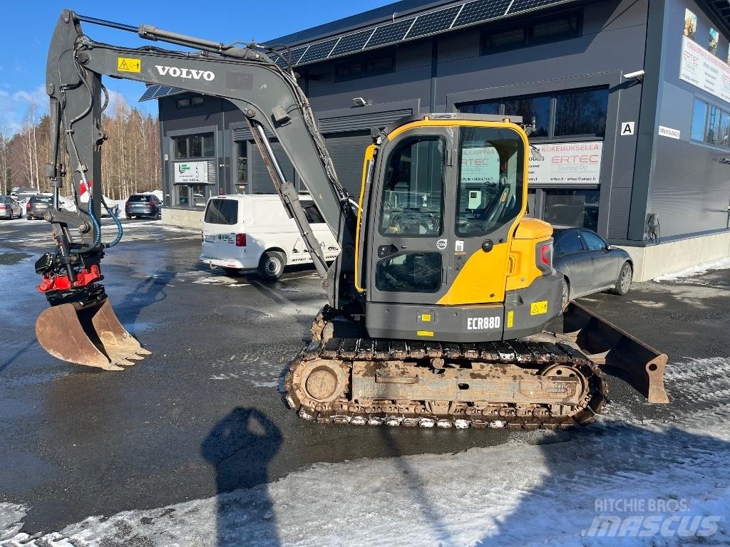 Volvo ECR 88 D Excavatoare 7t - 12t