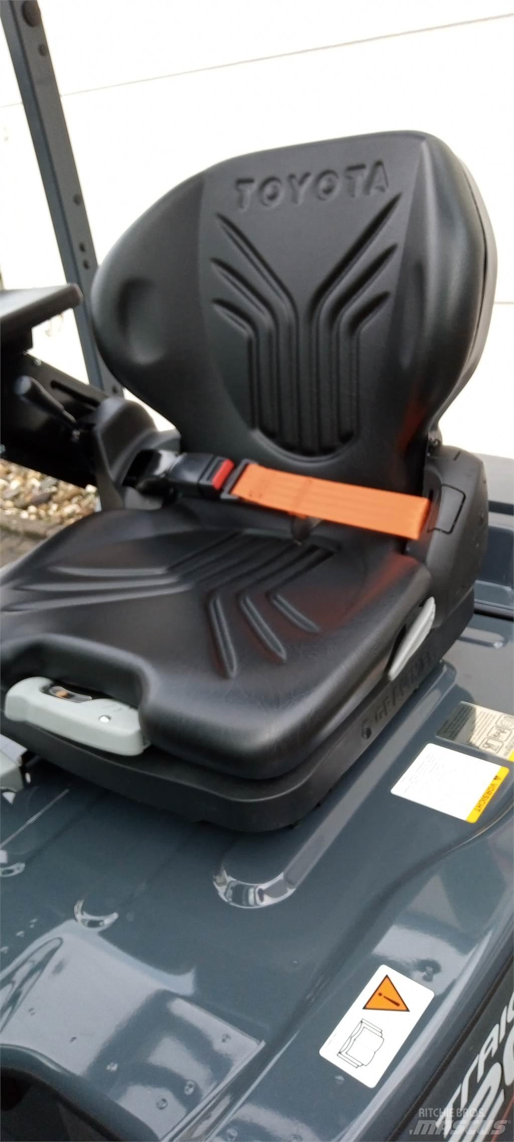 Toyota 8FBMK20T Stivuitor electric