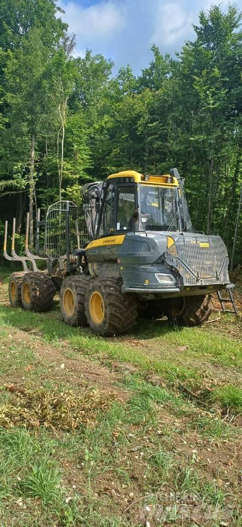 Ponsse Wisent 8W Transportoare
