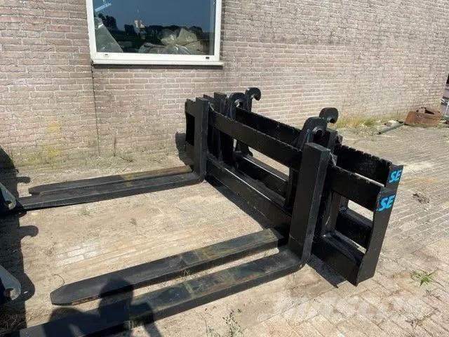 Volvo Palletvorken Incarcator pe pneuri