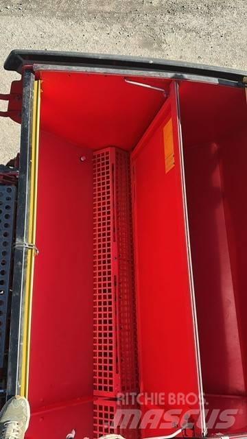 Väderstad Rapid400C Perforatoare