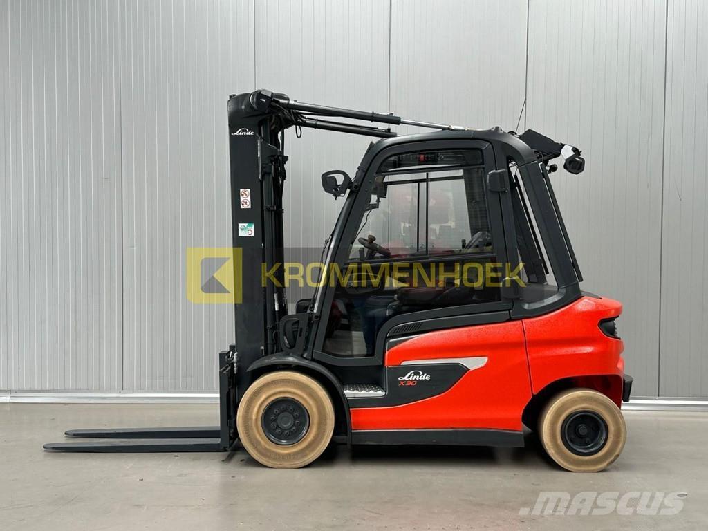 Linde X 30 Stivuitor electric