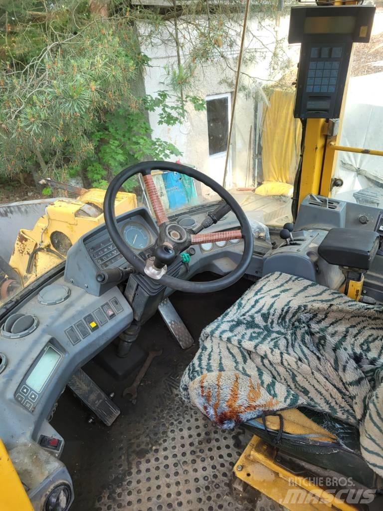 Volvo BM L 150 Incarcator pe pneuri