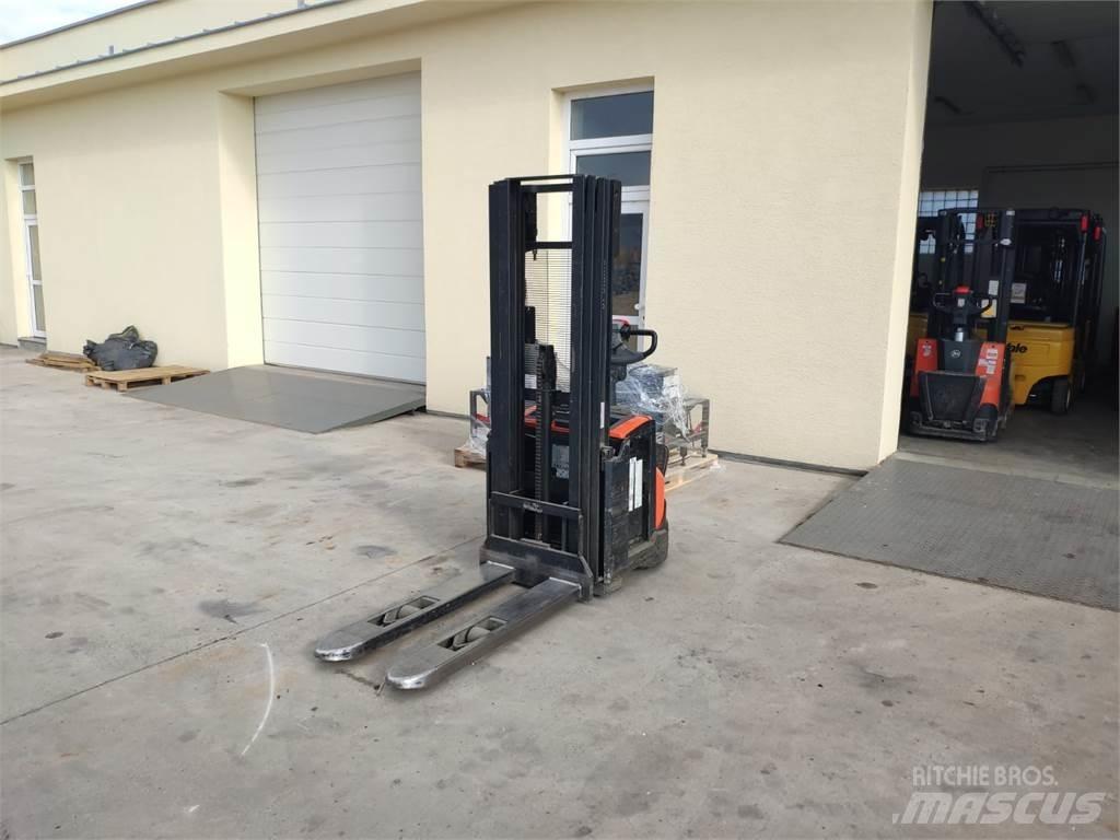 BT SWE120 Transpaleta manuala