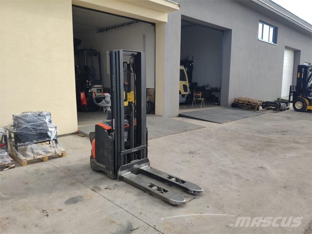 BT SWE120 Transpaleti autopropulsanti