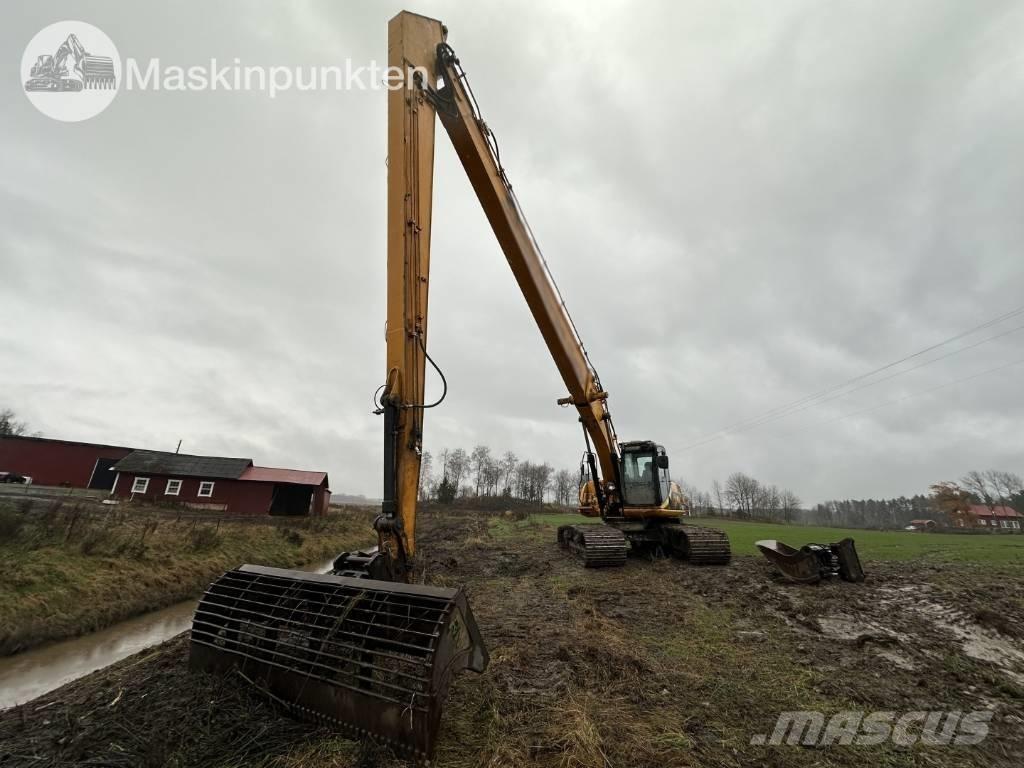 JCB JS 220 LC Excavatoare pe șenile
