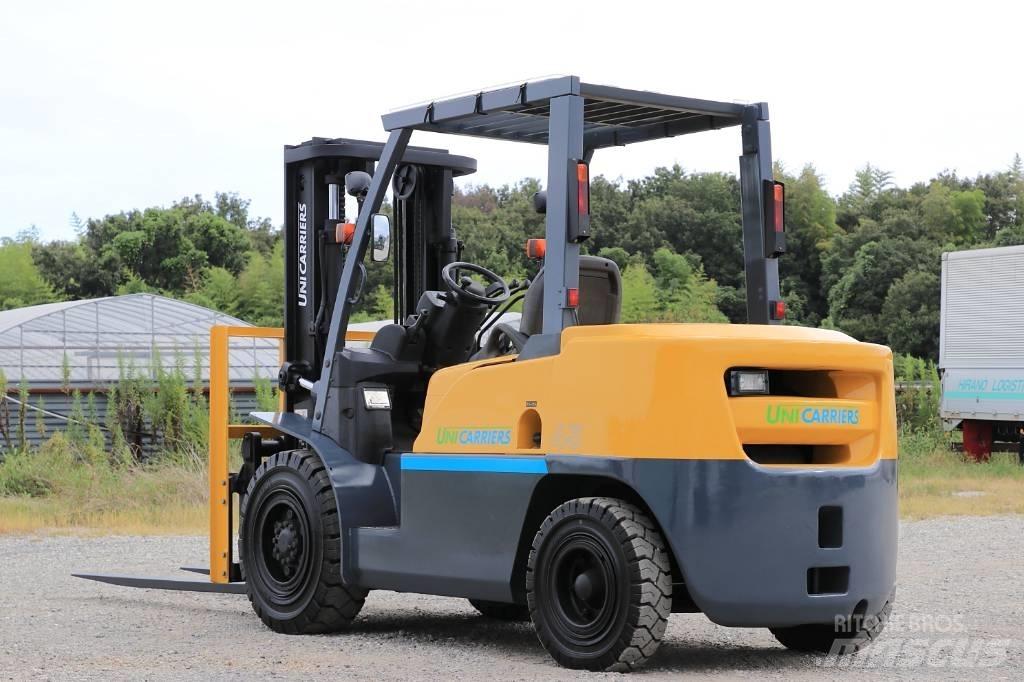  ユニキャリア YDN-D1F4A Stivuitor diesel
