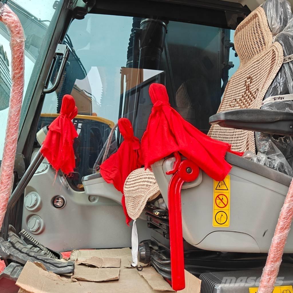 Volvo 220D Excavatoare pe șenile
