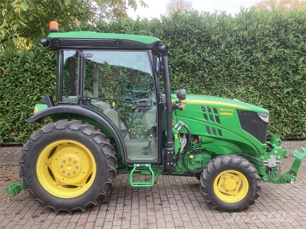 John Deere 5075GV Tractoare