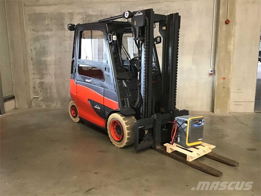 Linde E50HL Stivuitor electric
