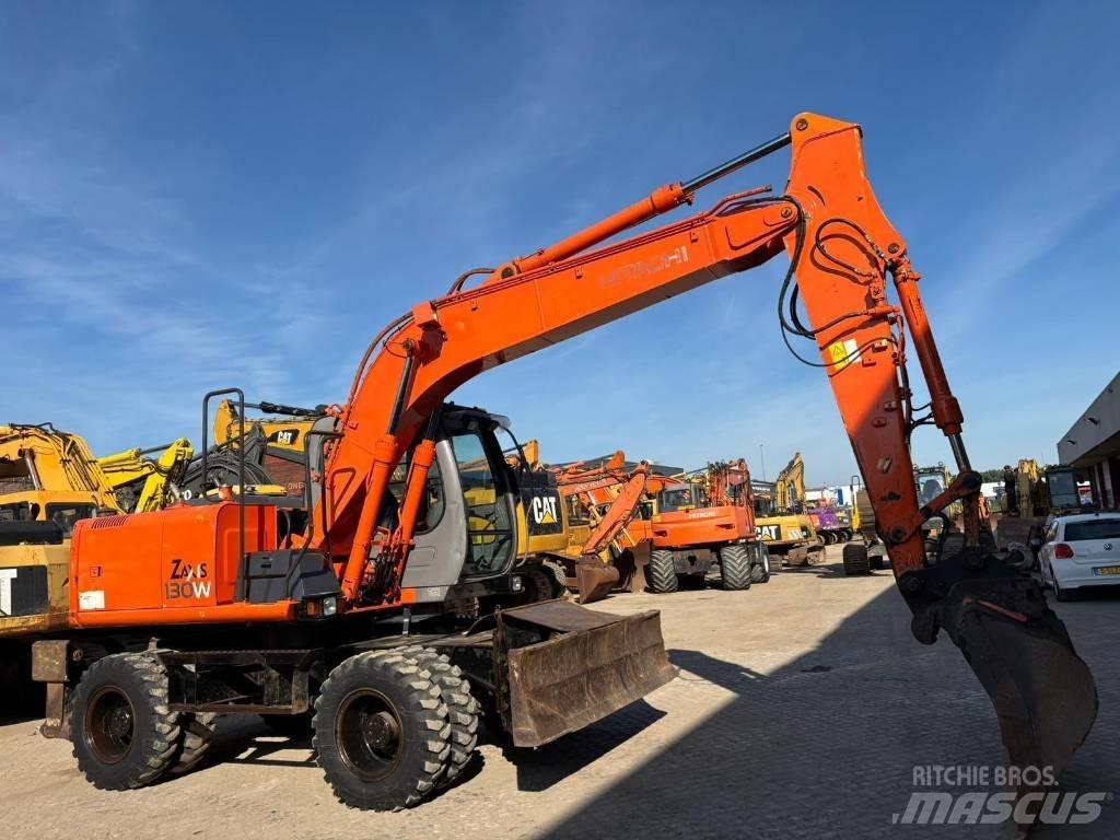 Hitachi ZX 130 W Excavatoare cu roti