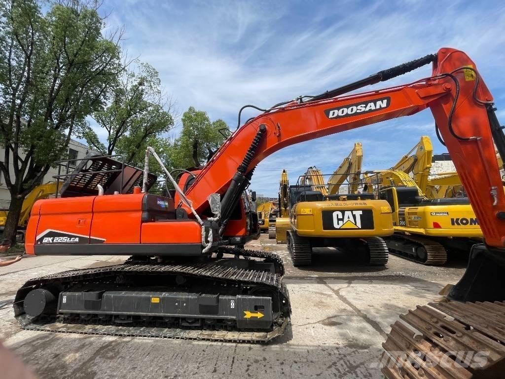 Doosan DX 225 Excavatoare 7t - 12t