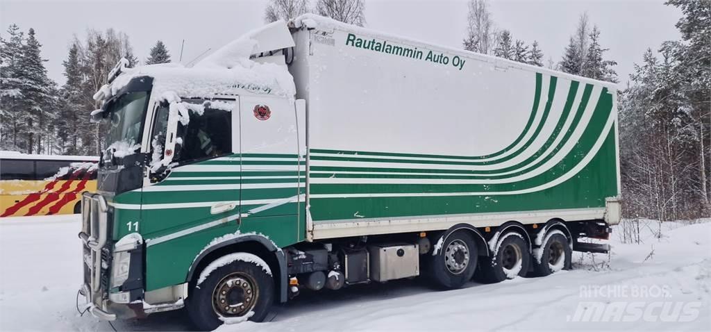 Volvo FH13 Camion transport aschii
