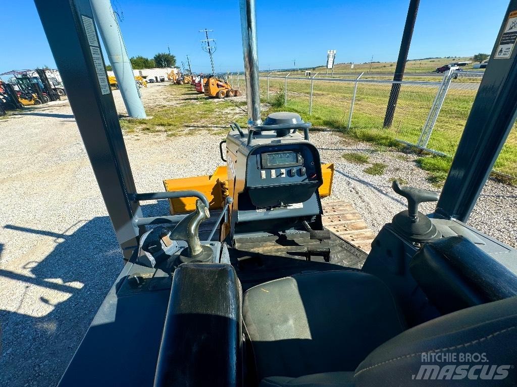 DEERE 450J Buldozere pe senile